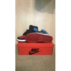 Nike jordan 1 retro high UNC to CHI leather. Maat 35,5