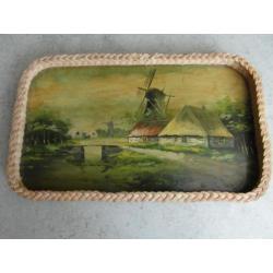 landschapje met molen geschilderd op dienblad, rond jaren 60