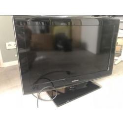 ZGAN: Samsung tv 32 inch (le32b550)