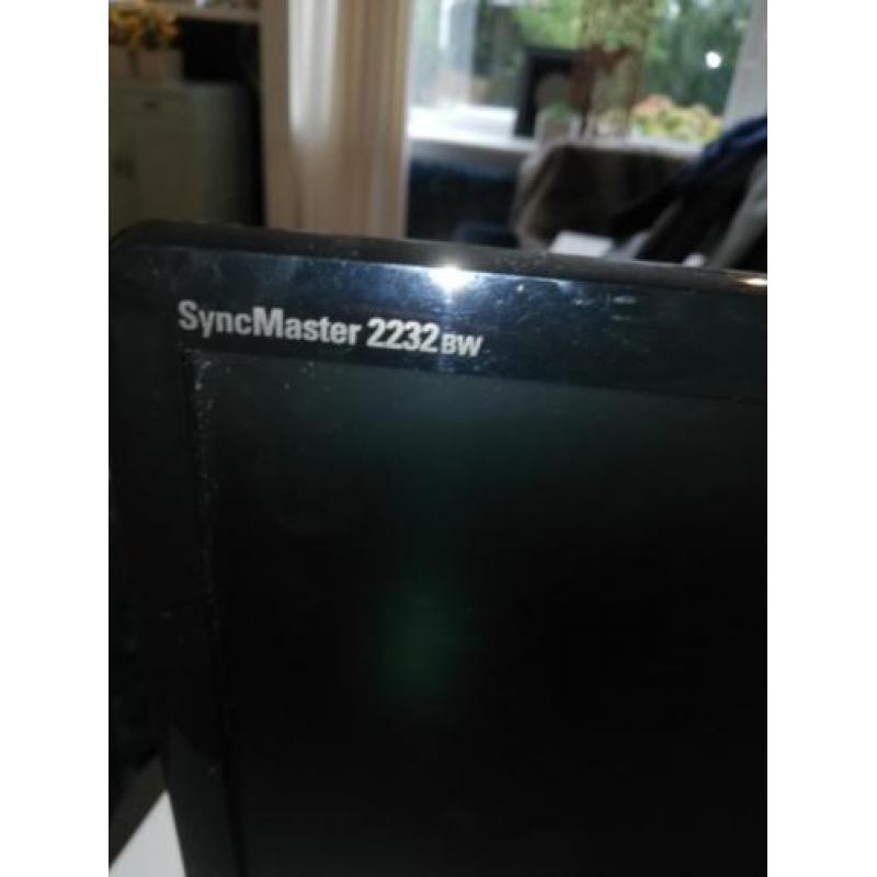 Samsung syncmaster 2232BW beeldschern